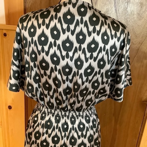 Lulu Yasmine Black and Light Grey Print Silk Dress Sz-S - Picture 5 of 9